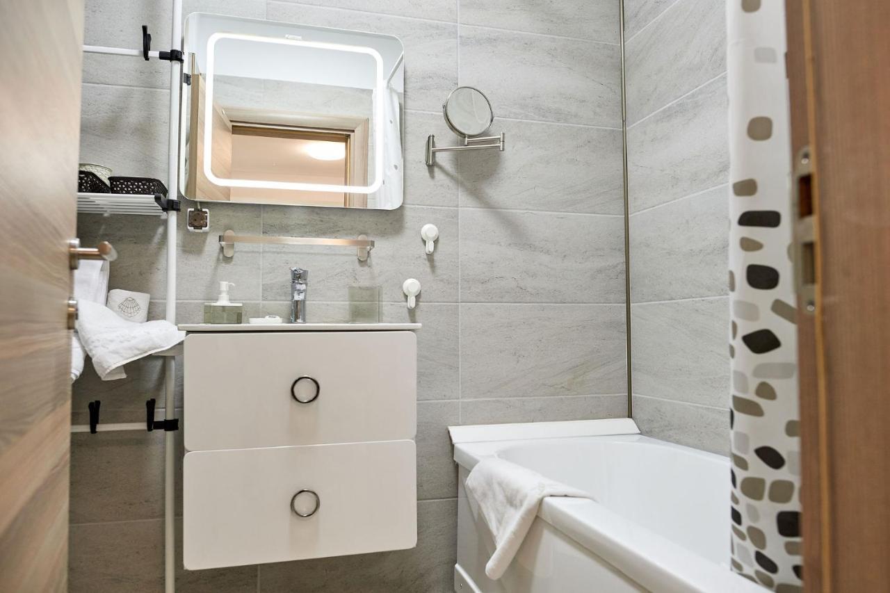 Crystal 26 Apartment - Spa Pool Beach Resort Năvodari Eksteriør bilde